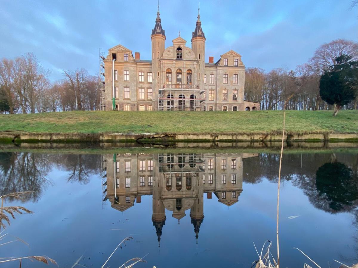 Hotel Am Schlosspark Mallin Eksteriør bilde